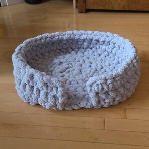 Handmade Super Soft Plushy Kitty Cat Or Puppy Dog Bed In Light Gray